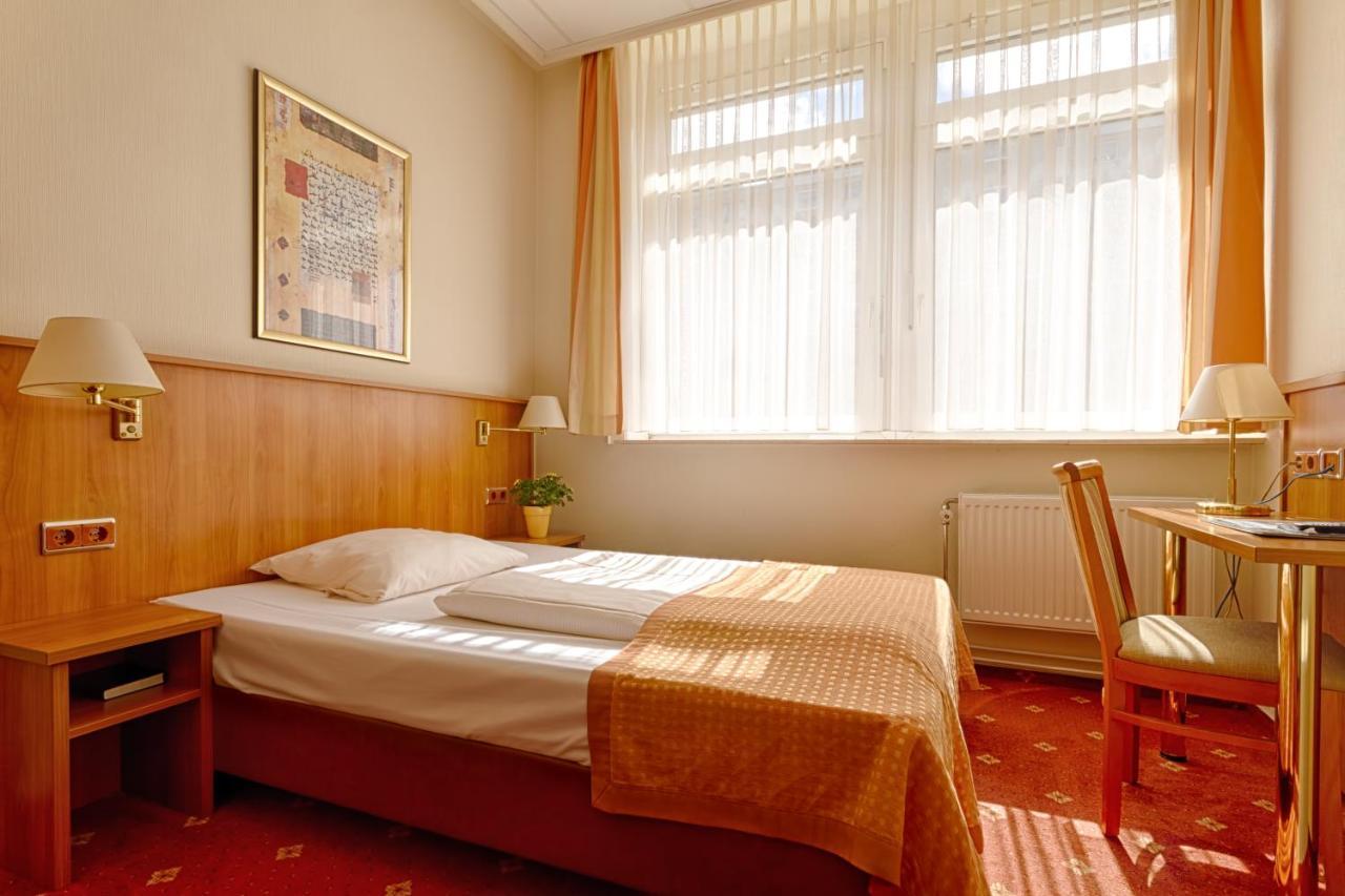 Traveller Hotel Любек Екстер'єр фото