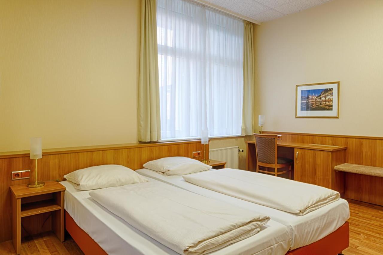 Traveller Hotel Любек Екстер'єр фото