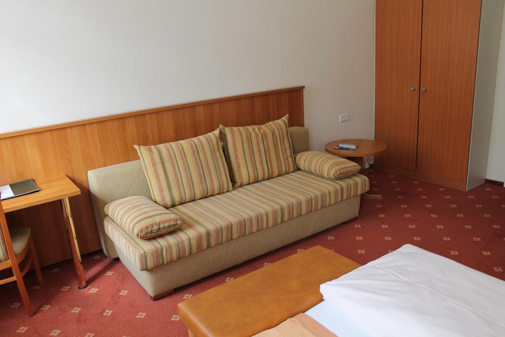 Traveller Hotel Любек Номер фото